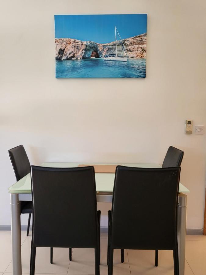 Ir-Rixa Holiday Penthouse Ghajnsielem Bagian luar foto